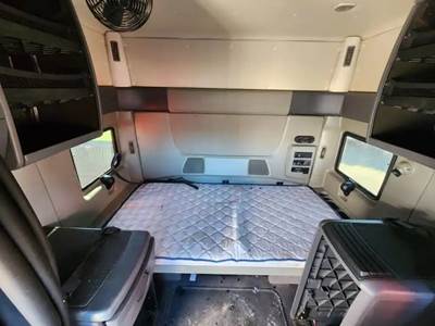 International ProStar Interior Part