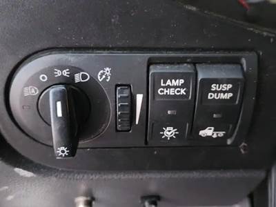 International RH613 Interior Part