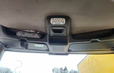 International RH613 Interior Part