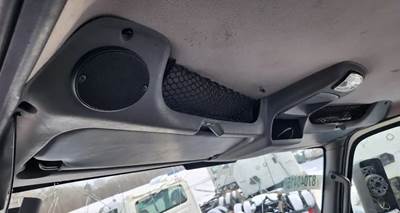 International RH613 Interior Part