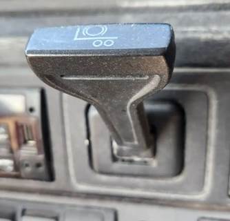 Used 2020 International RH613 Miscellaneous Dash Switches - Tractor Parking Brake Valve