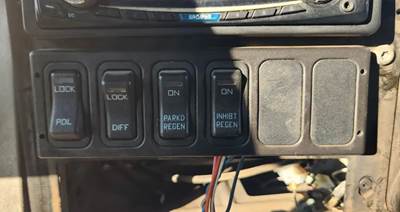 Used 2015 International WorkStar 7400 Miscellaneous Dash Switches