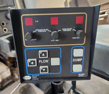 Used 2014 International WorkStar 7500 Miscellaneous Dash Switches