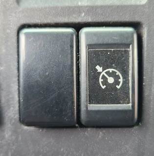 Used 2011 Isuzu NPR-HD Miscellaneous Dash Switches, Cruise Control