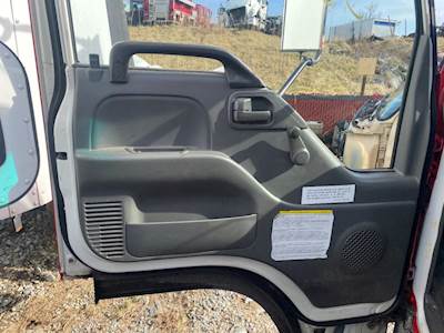 Isuzu NQR Interior Part