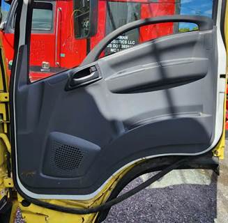 Isuzu NRR Interior Part