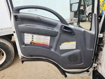 Isuzu NRR Interior Part