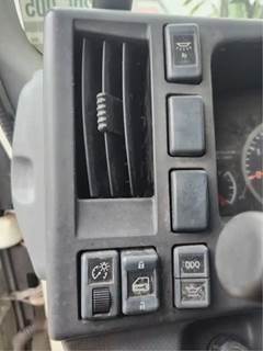 Isuzu NRR Interior Part