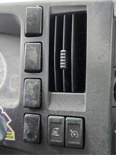 Isuzu NRR Interior Part