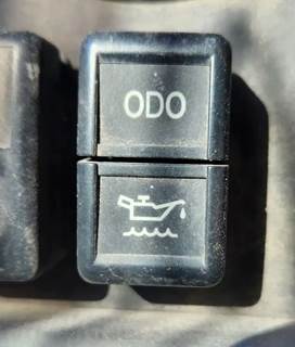 Used 2013 Isuzu Reach Miscellaneous Dash Switches ODO Oil Switch