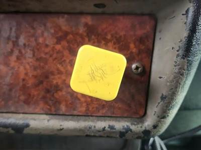 Used 2006 Kenworth T300 Dash Switches, Parking Brake Control