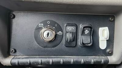 Used 2021 Kenworth T370 Miscellaneous Dash Switches