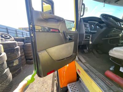 Kenworth T400 Interior Part