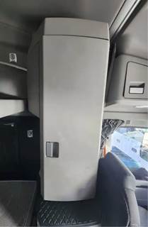 Kenworth T680 Interior Part