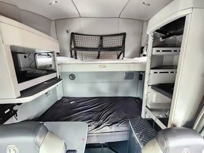 Kenworth T680 Interior Part