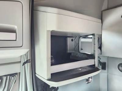 Kenworth T680 Interior Part