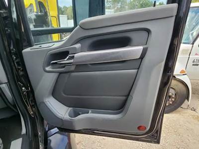 Kenworth T680 Interior Part