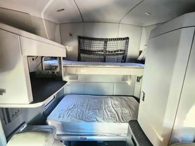 Kenworth T680 Interior Part