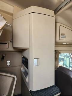 Kenworth T680 Interior Part