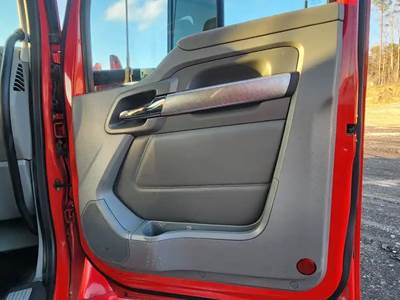 Kenworth T680 Interior Part