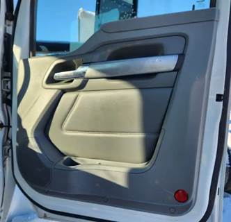 Kenworth T680 Interior Part