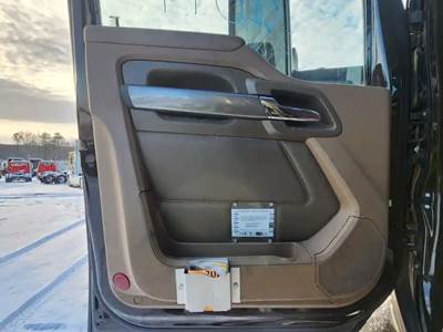 Kenworth T680 Interior Part