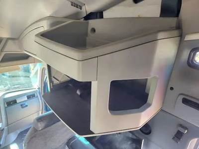 Kenworth T680 Interior Part