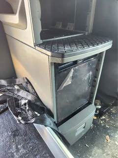 Kenworth T680 Interior Part