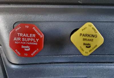 Used 2023 Kenworth T680 Miscellaneous Dash Switches, Trailer Air Supply, Parking Brake