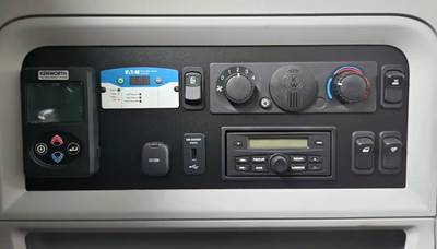 Used 2026 Kenworth T680 Sleeper Control & Temperature Control Panel
