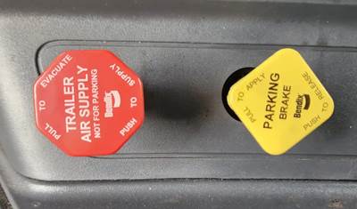Used 2023 Kenworth T680 Miscellaneous Dash Switches