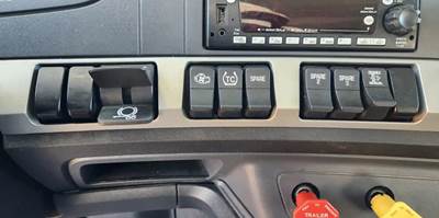 Used 2025 Kenworth T680 Miscellaneous Dash Switches