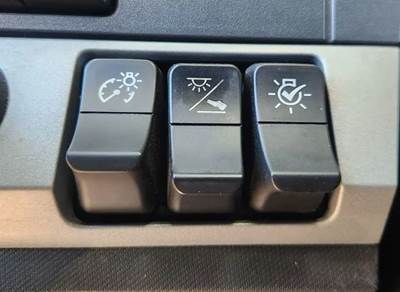 Used 2025 Kenworth T680 Miscellaneous Dash Switches