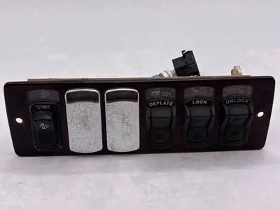 Used 2012 Kenworth T700 Miscellaneous Dash Switches