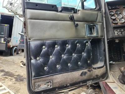 Kenworth T800 Interior Part