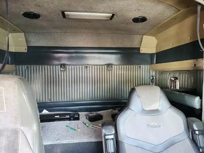 Kenworth T800 Interior Part