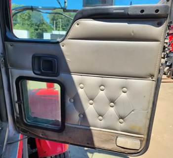 Kenworth T800 Interior Part