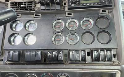 Used 2011 Kenworth T800 Instrument Cluster