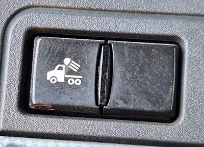 Used 2021 Kenworth T880 Miscellaneous Dash Switches for Load Lights