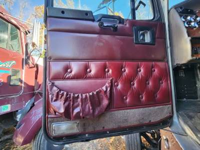 Kenworth W900 Interior Part
