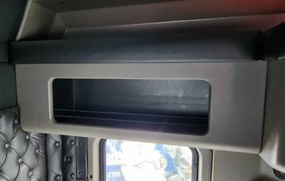 Kenworth W900 Interior Part