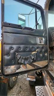 Kenworth W900 Interior Part