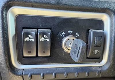 Used 2020 Kenworth W900 Miscellaneous Dash Switches