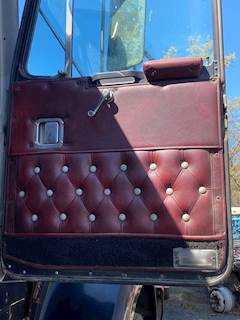 Kenworth W900B Interior Part