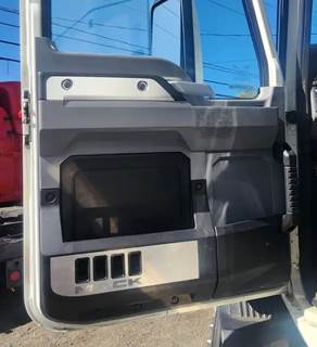 Mack Anthem Interior Part