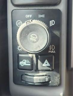 Mack Anthem Interior Part