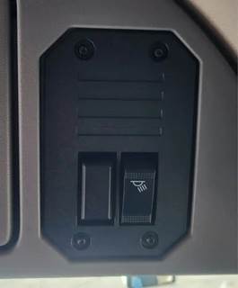 Mack Anthem Interior Part