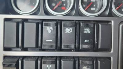 Mack Anthem Interior Part