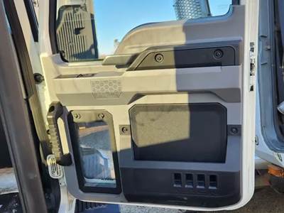 Mack Anthem Interior Part