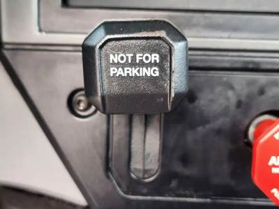 Mack Anthem Interior Part